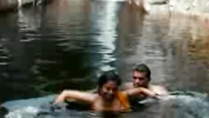کودک سکسی می شود یک بار بر روی صورت خود دانلود رایگان سریال سکسی در حالی که Fapping